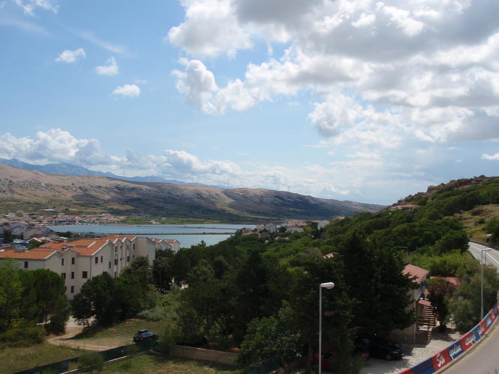 Apartments Ariana Паг Екстериор снимка